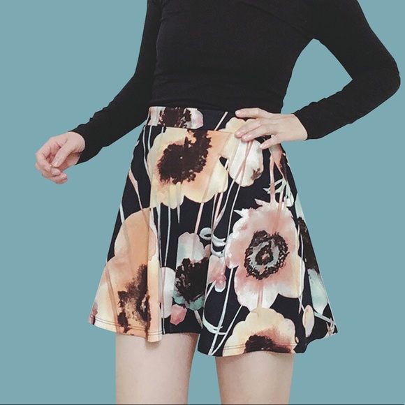 SmilingBear Dresses & Skirts - NWT navy/orange floral mini skater skirt